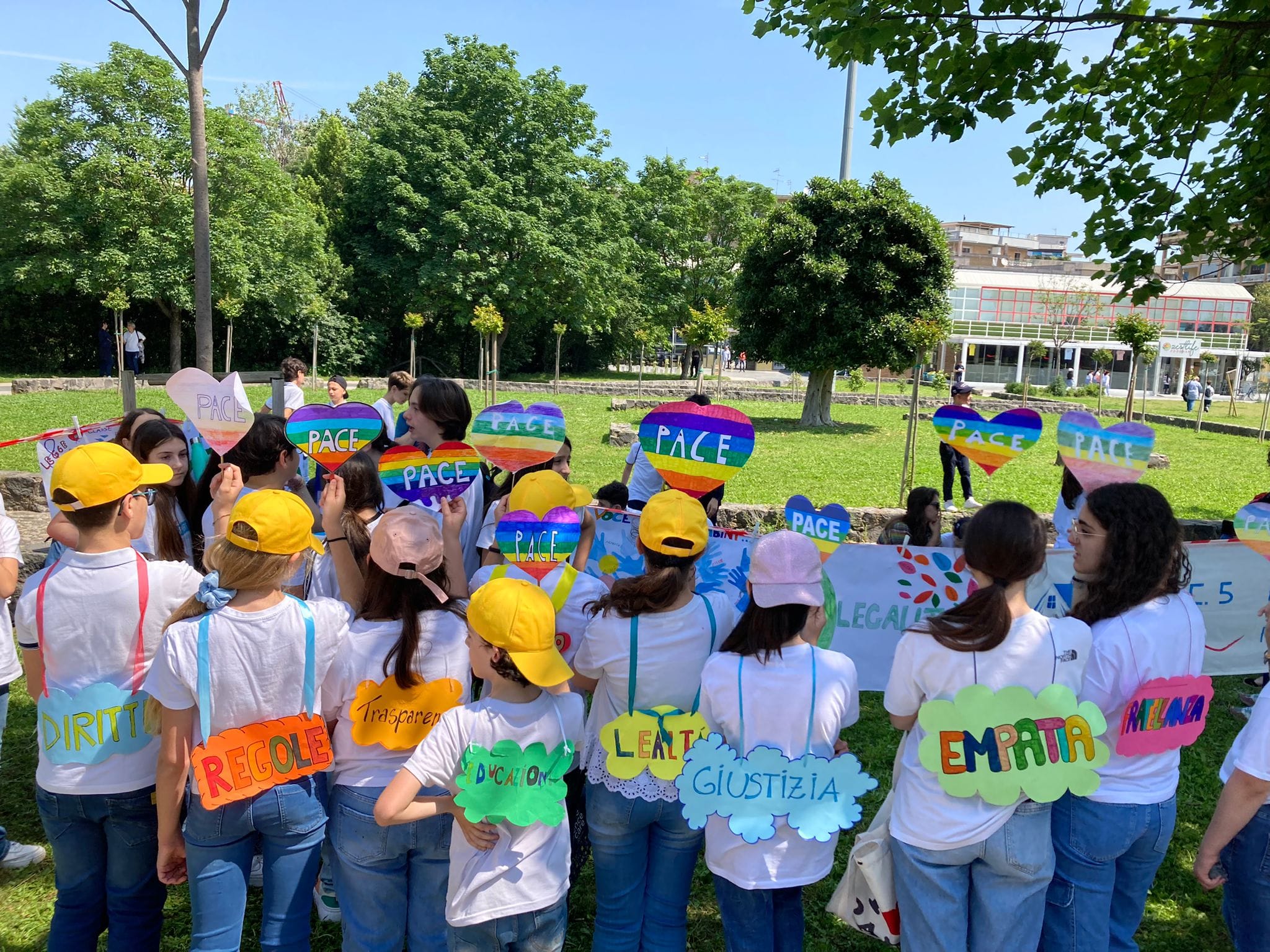 Un corteo cittadino per ricordare don Peppe Diana e l'impegno contro la camorra