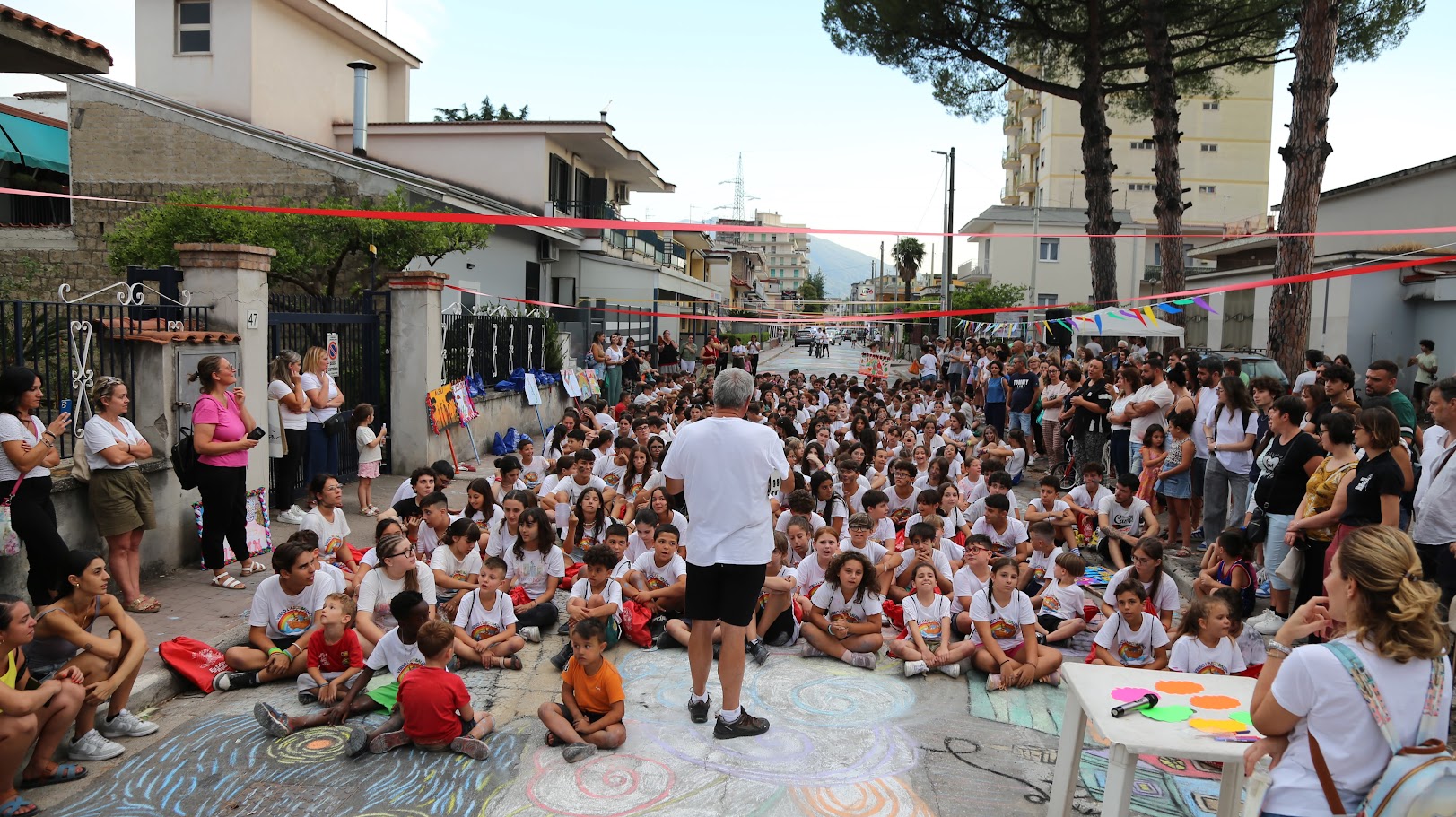 Da Lausdomini trecento bambini verso l'arcobaleno