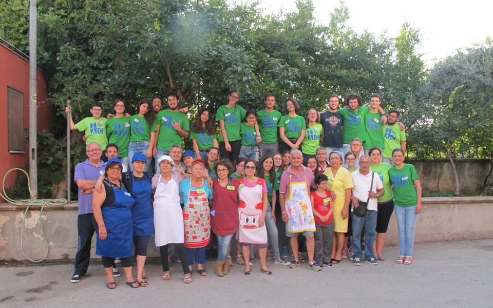 A Pomigliano d'Arco torna la cena solidale