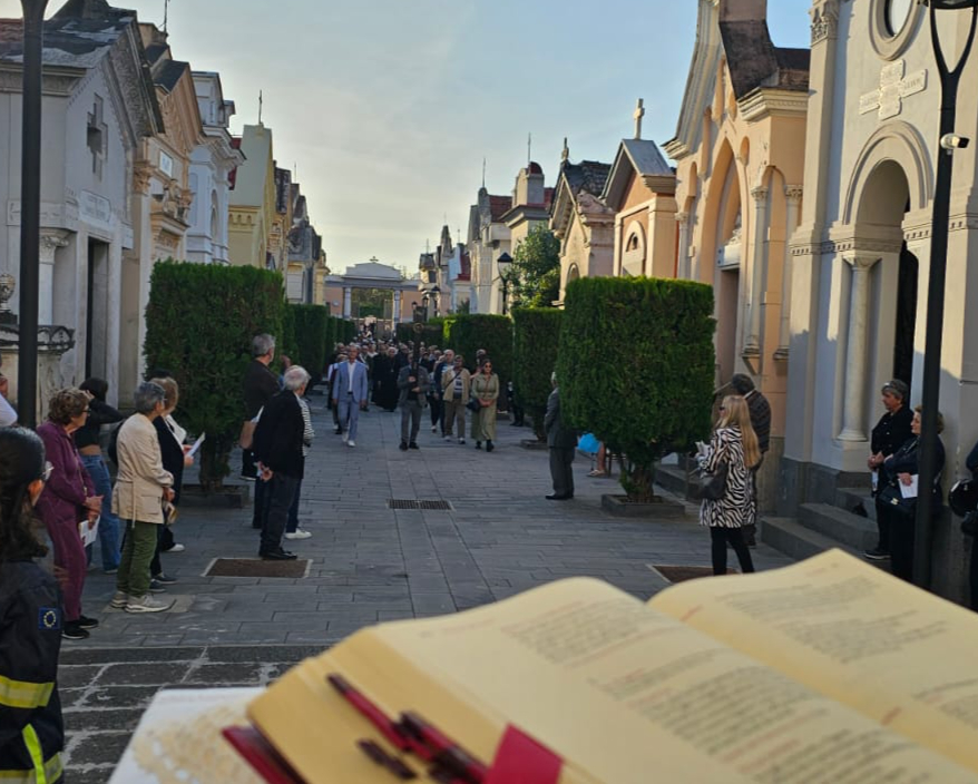 Pellegrini sulla via delle beatitudini per essere santi 