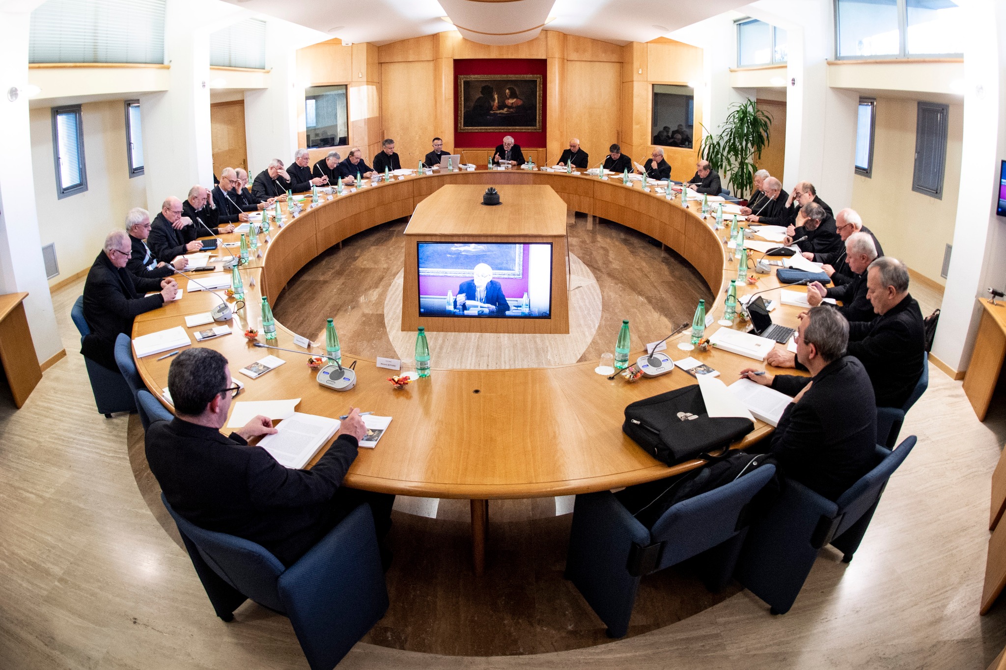 Cei: solidarietà ai patriarchi latino e greco ortodosso di Gerusalemme