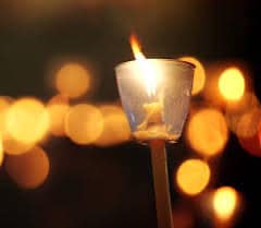 «Una luce per voi»: Saviano ricorda chi un mese fa ha perso la vita nel crollo di una palazzina