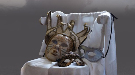 Il Carnevale è bello se si impara a gettare le maschere 