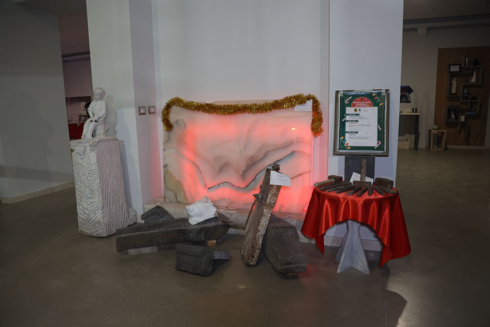 A Castello di Cisterna una mostra tra tradizioni ed emozioni