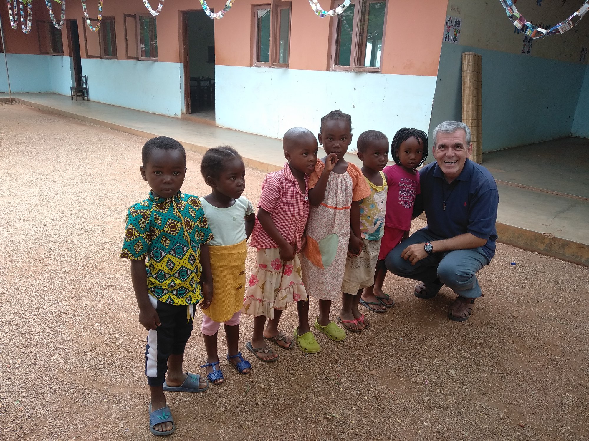 Prete per terre lontane