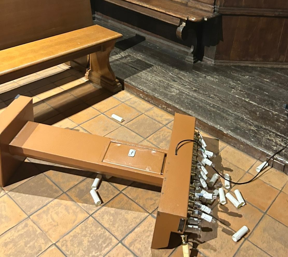 Profanate la chiese di Poggiomarino e Saviano