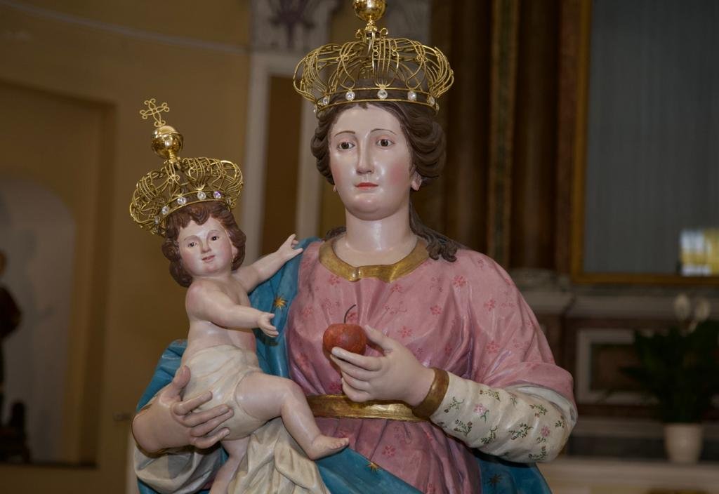 Festa della Madonna delle Grazie a Scafati: in festa con il vescovo Marino