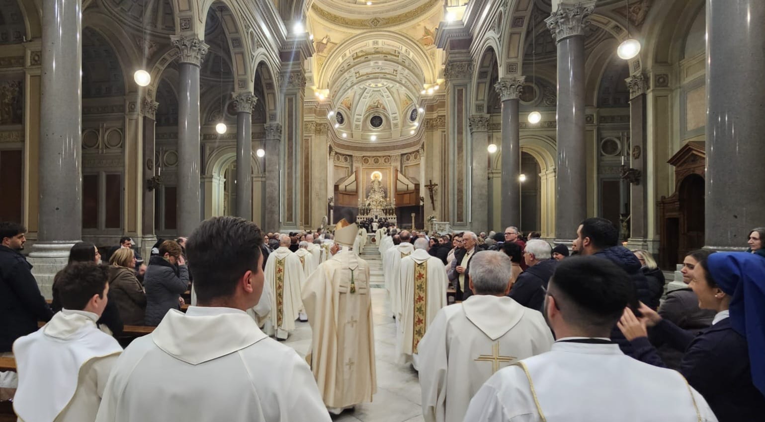 Nola: in Cattedrale la Messa per i vent'anni di episcopato di monsignor Marino