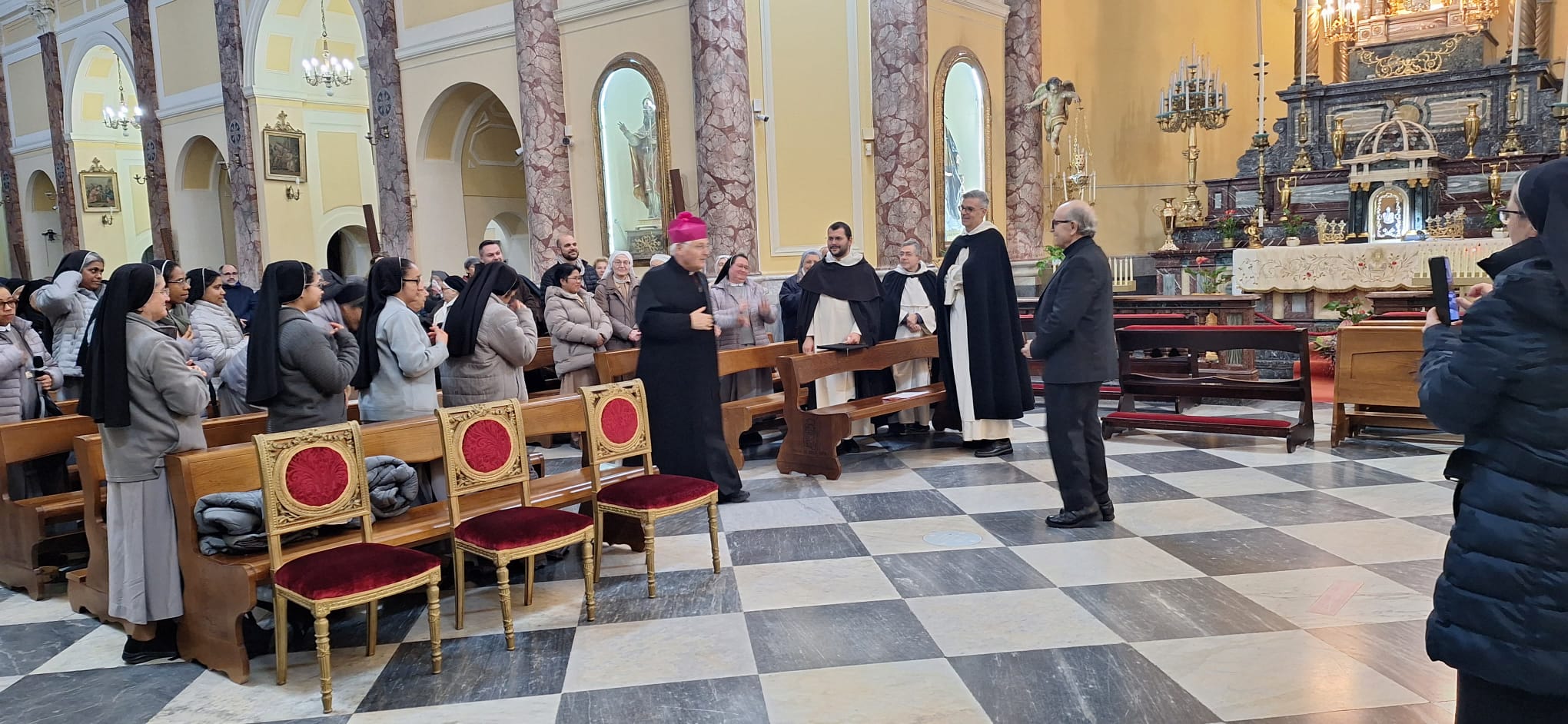 Vita consacrata Nola Torre Annunziata
